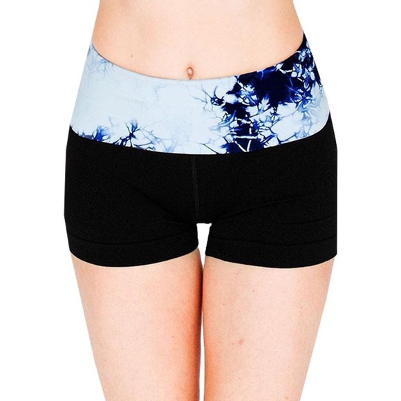 fold over yoga shorts
